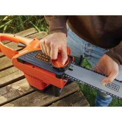Black & Decker Black+Decker Elektro-Kettensäge CS2040 2.000 W 40 Cm Schwertlänge -Gartenhilfe Deutschland Verkaufs-Shop 185946 2012 6