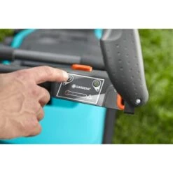 Gardena Akku-Rasenmäher Set PowerMax Li-40/37 Inkl. Akku Und Ladegerät -Gartenhilfe Deutschland Verkaufs-Shop 31 3050 4078500031097 pt08