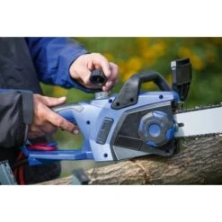 LUX Elektro-Kettensäge E-KS-2400/40 A 9 LUX Elektro-Kettensäge E-KS-2400/40 A -Gartenhilfe Deutschland Verkaufs-Shop 4007872348496 A03 041217