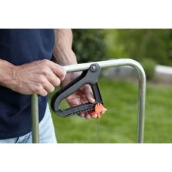 Gardena Streuwagen XL 22 Gardena Streuwagen XL -Gartenhilfe Deutschland Verkaufs-Shop 4078500033190 3050 PT10