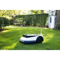 ECOVACS Mähroboter GOAT G1 Bis 1.600 M² -Gartenhilfe Deutschland Verkaufs-Shop 5030675 11026200 AB 03.jpg