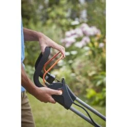 Black & Decker Black+Decker Akku-Rasenmäher 36 V/2x 2,5 Ah 38 Cm BCMW3336L2 -Gartenhilfe Deutschland Verkaufs-Shop 838013 2012 838013 F890